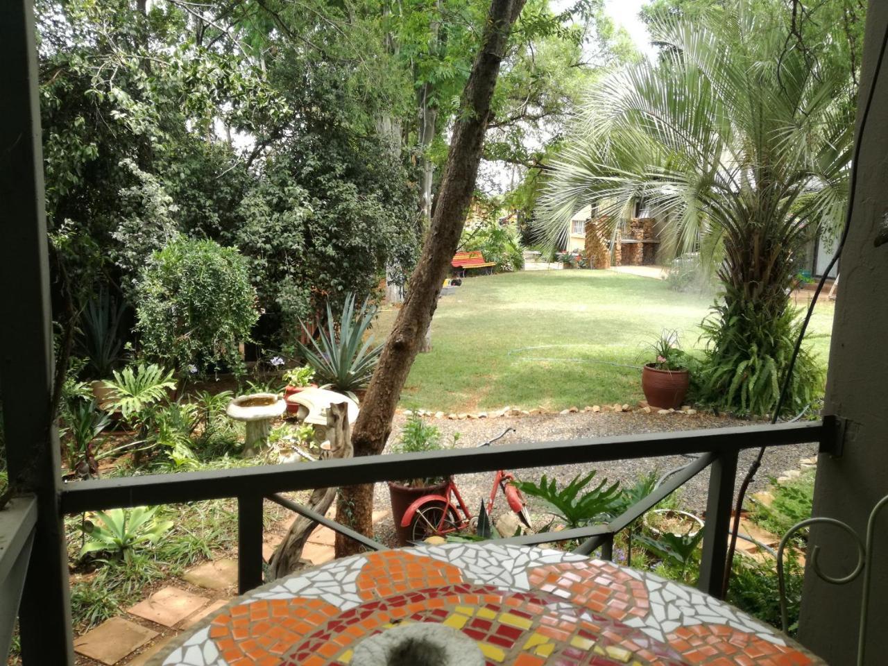 Adam'S Eden Guest House Pretoria-Noord Zewnętrze zdjęcie